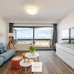 Sea Kissed By Bloss, Op Zeedijk *